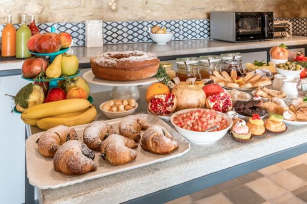 mangiabove_brunch_cornetti_torta